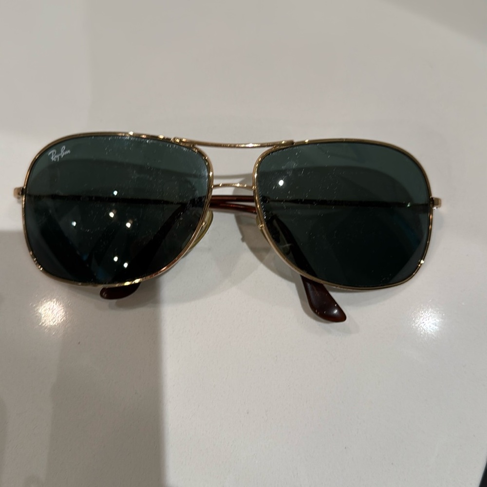 Rayban aviator sunglasses